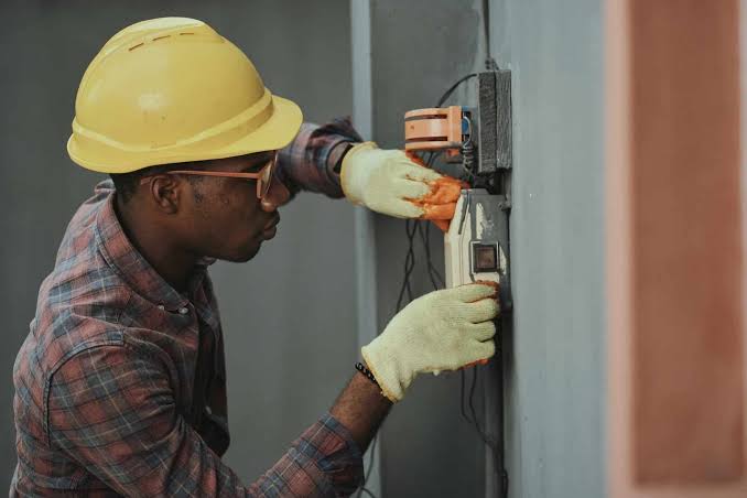 Electrician in Cardiff